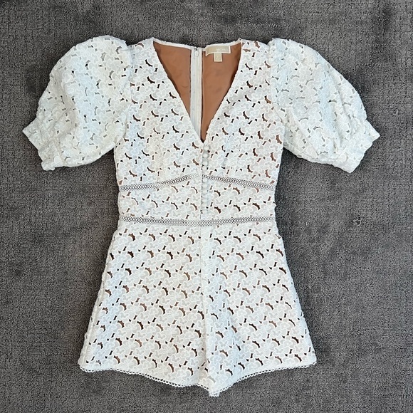 Michael Kors White Lace Floral Hemp Romper - Picture 2 of 7